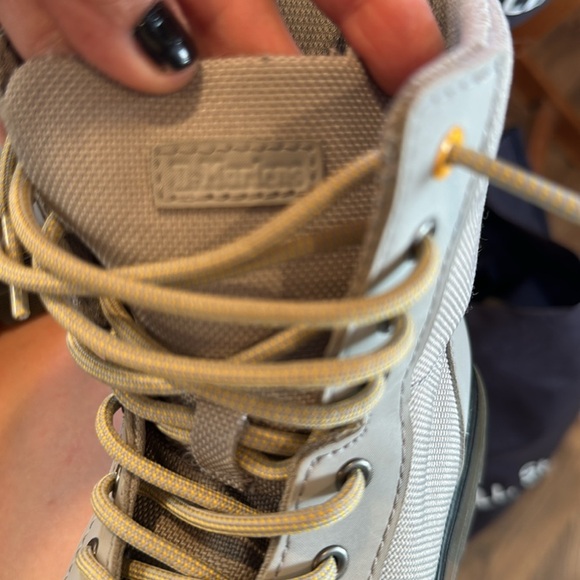 DR MARTENS KIDS UNISEX MENS 4 Ladies 5 Gray High-Top Boots - Picture 11 of 11